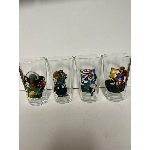 Super Mario Bros Gender Swap Glass Set - ThinkGeek - Picture 1 of 5